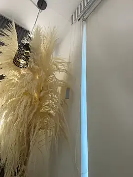 BlondeScarlettx – webcam model profile photo Image 6