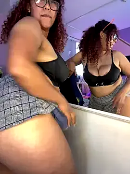 DaryaStars – webcam model profile photo Image 11