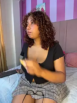 DaryaStars – webcam model profile photo Image 19