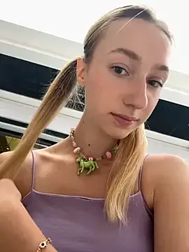 Strongqueen – webcam model profile photo Image 11