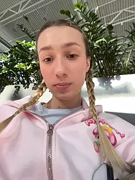 Strongqueen – webcam model profile photo Image 16