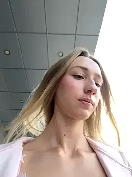 Strongqueen – webcam model profile photo Image 18