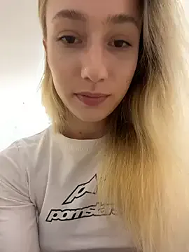 Strongqueen – webcam model profile photo Image 3