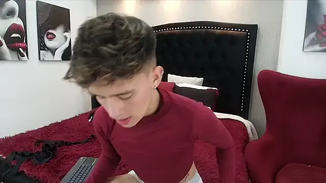 jihoooon_ – webcam model profile photo Image 7