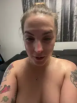 Scarlettsteelexo – webcam model profile photo Image 2