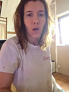 Hotforunow – webcam model profile photo Image 9