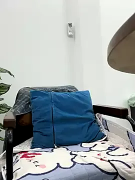 alicepussy – webcam model profile photo Image 12