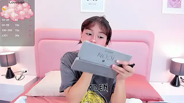 little_dolly1 – webcam model profile photo