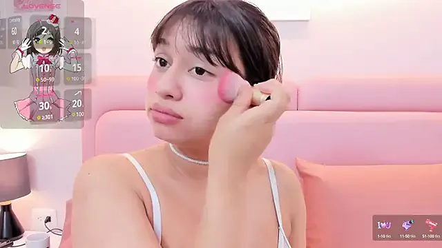 AureliyXXX – webcam model profile photo Image 18