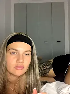 BlondeScarlettx – webcam model profile photo Image 8