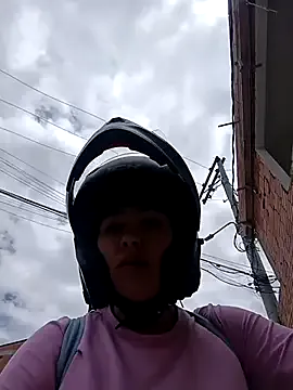 Loli_Belle – webcam model profile photo Image 2