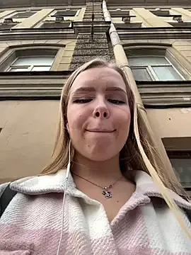 ChelseaBlondeUK – webcam model profile photo Image 15