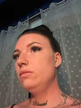 MarilynRainbow – webcam model profile photo Image 3