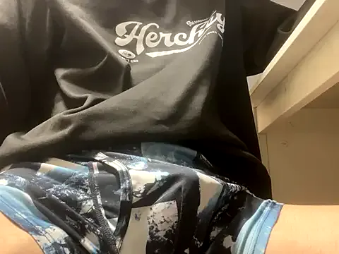 BlondeScarlettx – webcam model profile photo Image 11