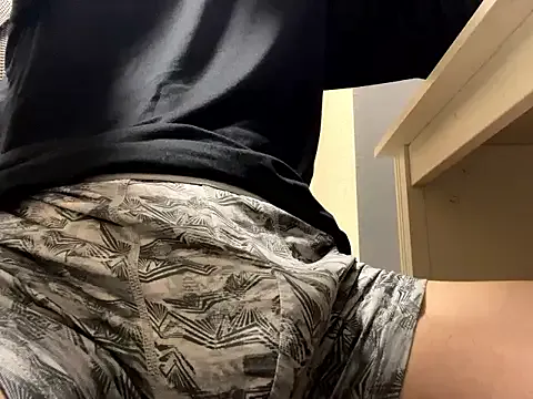 BlondeScarlettx – webcam model profile photo Image 17