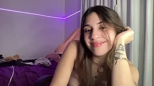 Lolykush – webcam model profile photo