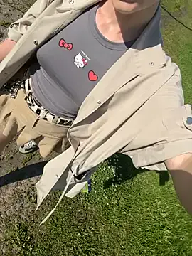 xxxharmonyyy – webcam model profile photo Image 4