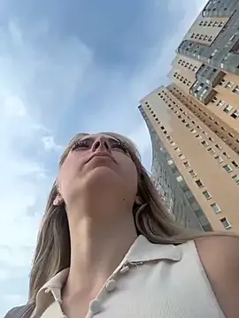 xxxharmonyyy – webcam model profile photo Image 7