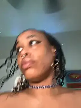 SusyBlair – webcam model profile photo Image 3