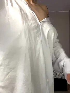 BlondeScarlettx – webcam model profile photo Image 10