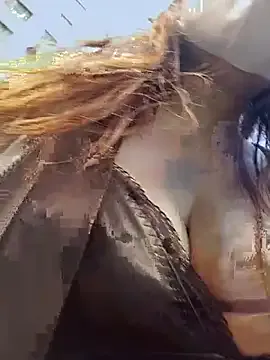 blondeambitionnn – webcam model profile photo Image 2