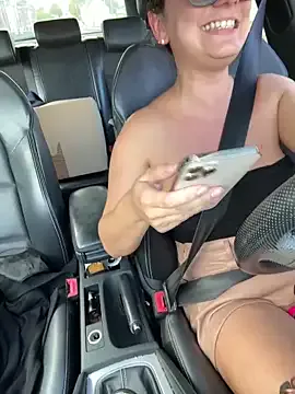 Couple-SQUIRT – webcam model profile photo Image 13