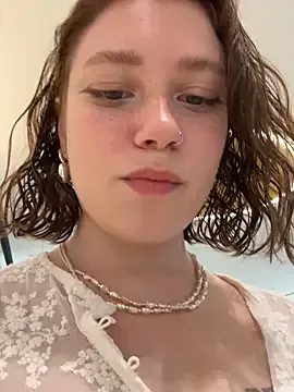 Mellica – webcam model profile photo Image 13