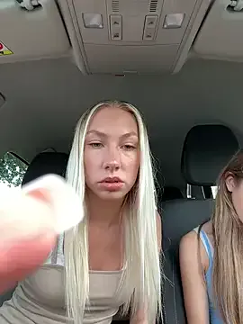 GlamGran – webcam model profile photo Image 8