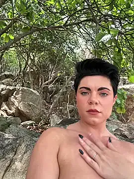 JessieBlonde – webcam model profile photo Image 3