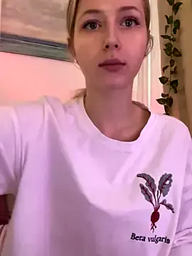 MarilynRainbow – webcam model profile photo Image 17