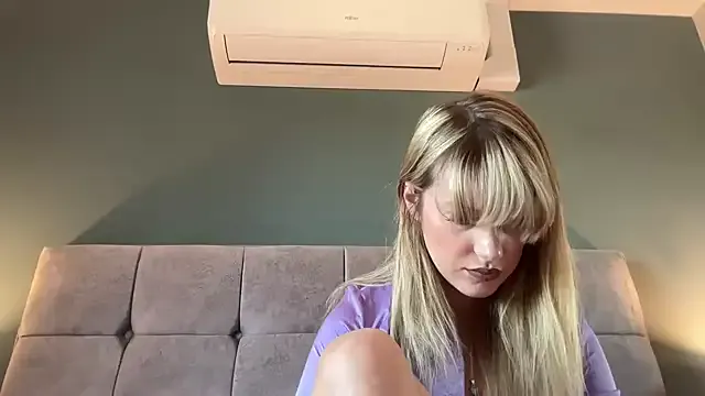 heanvenlyblonde – webcam model profile photo Image 18