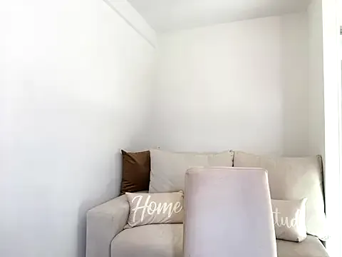 farianaall – webcam model profile photo Image 2