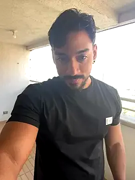 farianaall – webcam model profile photo Image 8