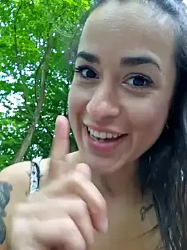 PleasureWeCouple – webcam model profile photo Image 4