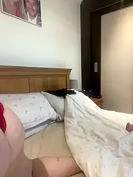 YourWitcher – webcam model profile photo Image 7