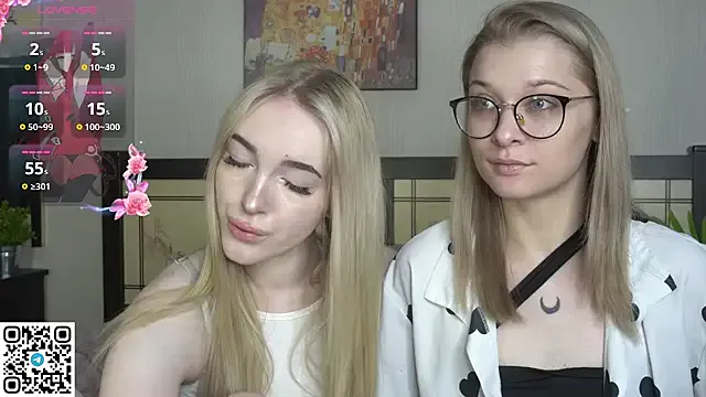 MainPleasure – webcam model profile photo Image 8