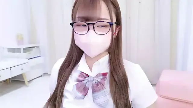 LoraDevine – webcam model profile photo Image 13