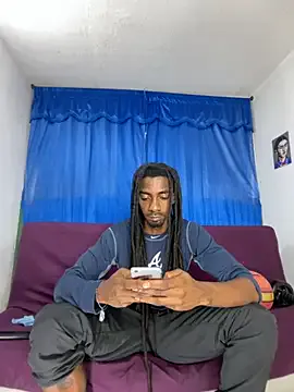 BlondeHott – webcam model profile photo Image 13