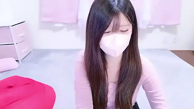 ConstansBlonde – webcam model profile photo Image 15