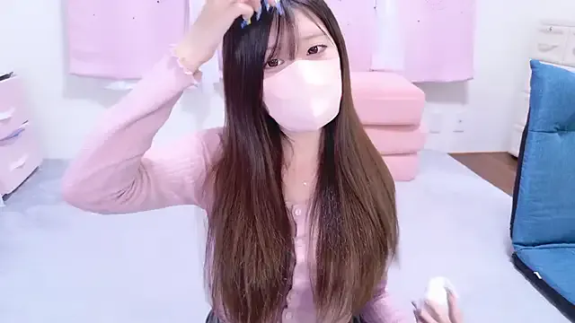 ConstansBlonde – webcam model profile photo Image 16