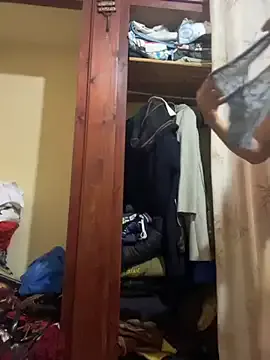 KateDivineUK – webcam model profile photo Image 16