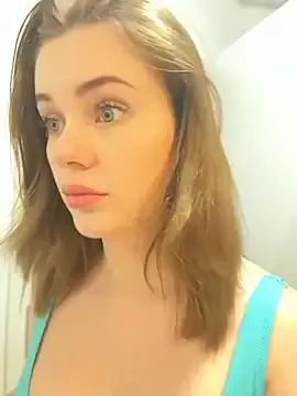 ChelseaBlondeUK – webcam model profile photo Image 4