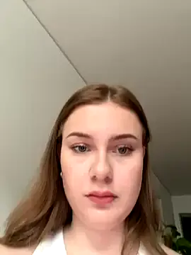 ChelseaBlondeUK – webcam model profile photo Image 6