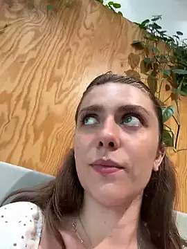 gravebabyxo – webcam model profile photo Image 9