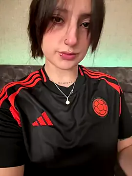 Loli_Belle – webcam model profile photo Image 4