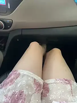 British_EmJess – webcam model profile photo Image 5