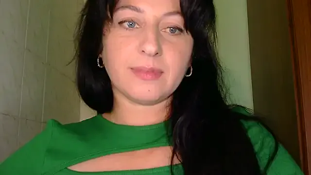 Hator – webcam model profile photo Image 10