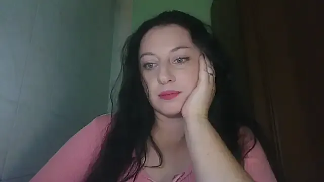 Hator – webcam model profile photo Image 4