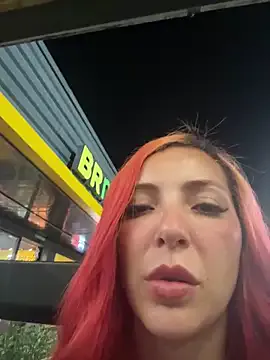 KateDivineUK – webcam model profile photo Image 12