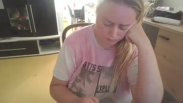 Loli_Belle – webcam model profile photo Image 12